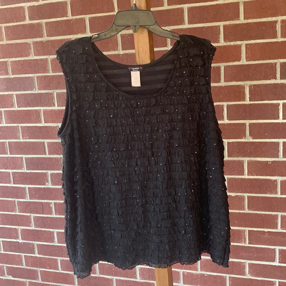 EUC - Cocomo Woman Sparkly Ruffled Tank